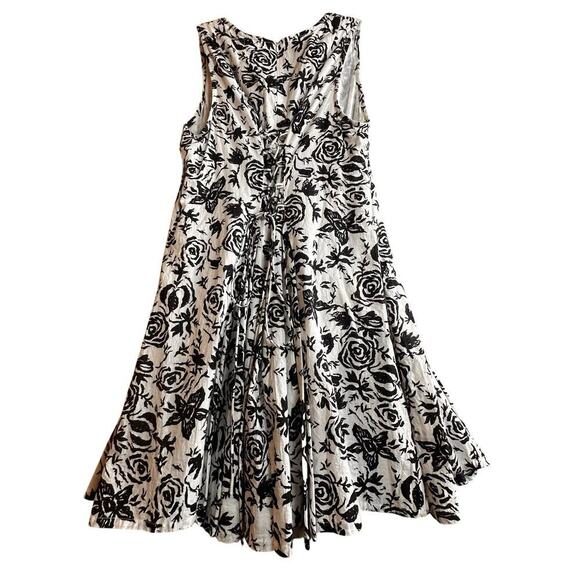 ModaPosa Womens XS Black White Floral Sleeveless Swing Dress Lace Up Back Lined - Picture 11 of 16